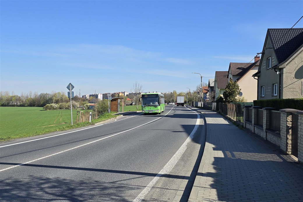 Začala stavba přechodu pro chodce na Drážkách