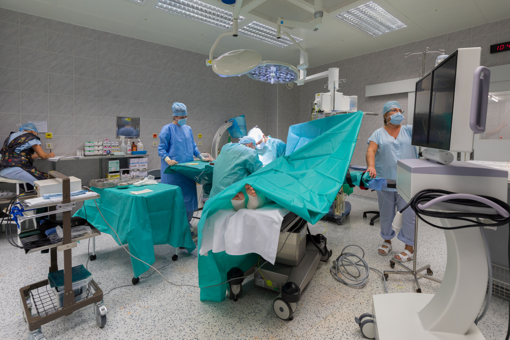 Jednodenní péče je v Nemocnici AGEL Valašské Meziříčí stále žádanější. Největší zájem je o gynekologické a chirurgické zákroky