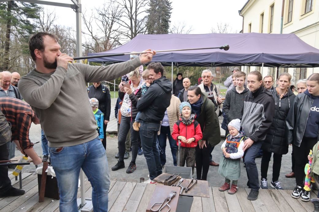 Zámek Kinských ovládne tradiční Sklářské kouzlení