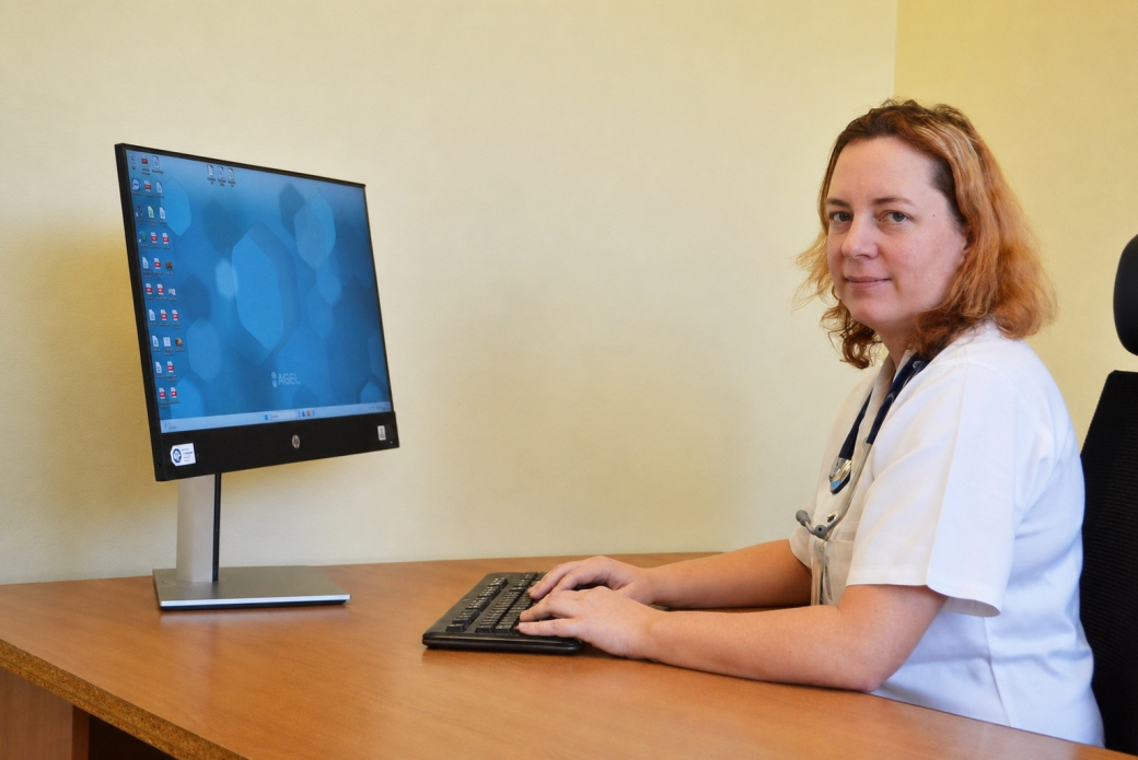 Léto jako past pro alergiky: Alergoložka z Nemocnice AGEL Valašské Meziříčí radí, jak přečkat sezónu v klidu