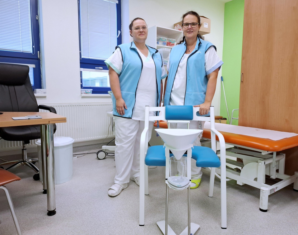 Nový přístroj pomáhá v urologické ambulanci Nemocnice AGEL VM s vyšetřením funkce močových cest