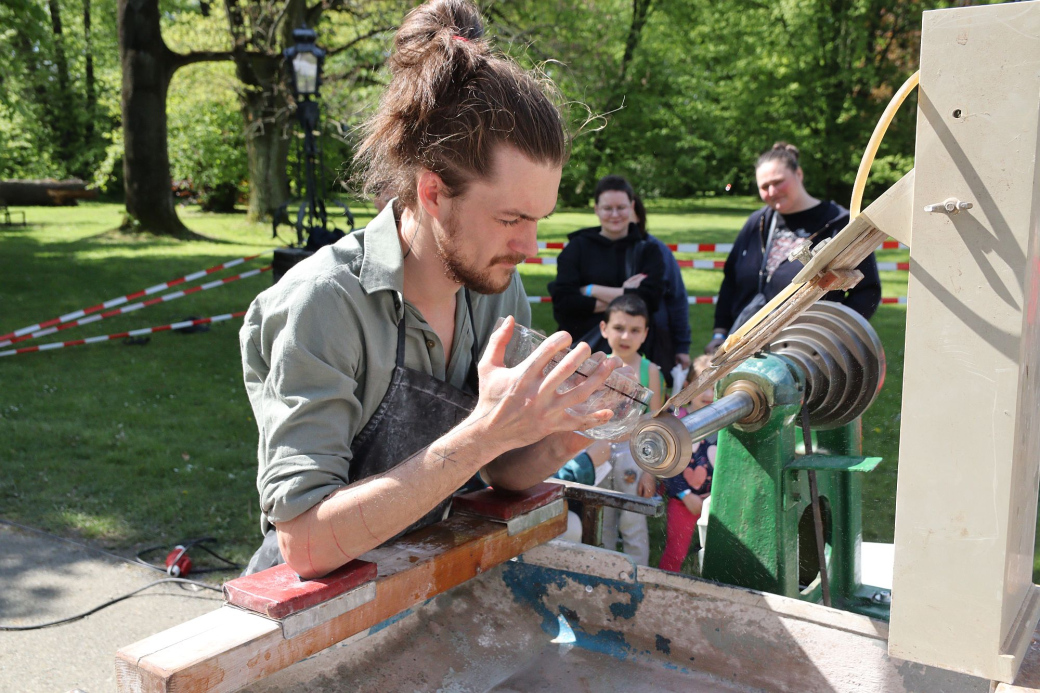 Sklářské kouzlení slaví 10. narozeniny