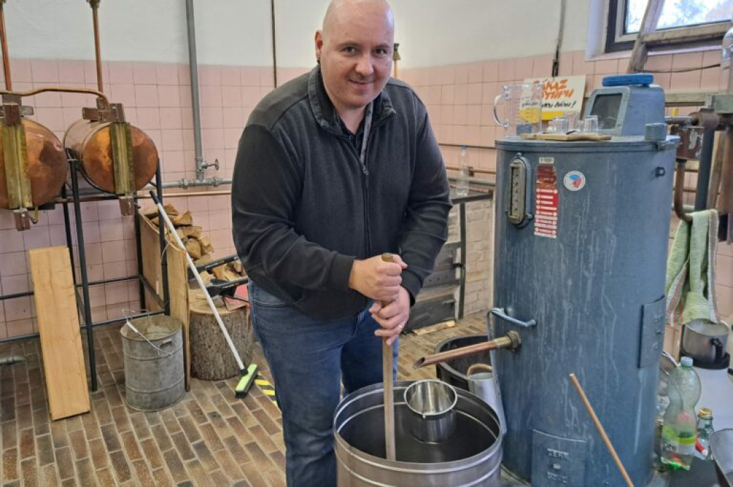 Vůně z pálenic? Letos jen minimálně. A před Vánocemi finito