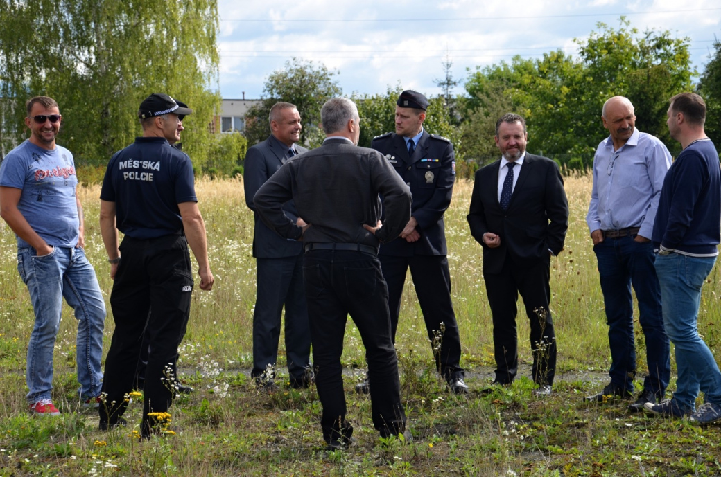 Baník míří do Valašského Meziříčí. V pohotovosti budou policisté i strážníci