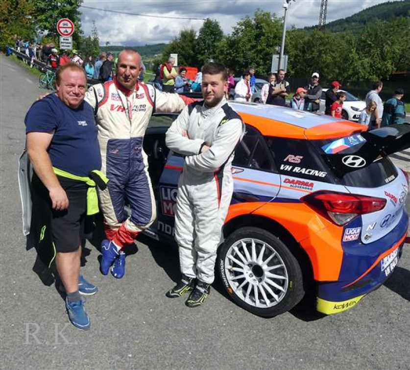 Cais mířil na Barumce za triumfem, po jeho havárii ale vyhrál Kopecký