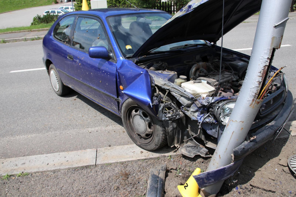 Dopoledne měla přes tři promile. A pak usedla za volant...