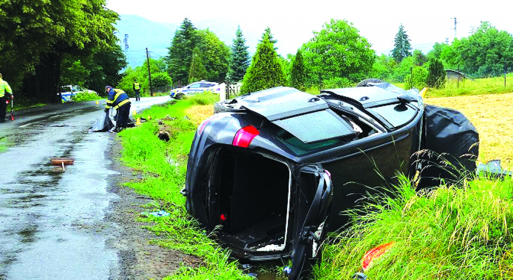 Při nehodě u Rožnova zemřel jedenačtyřicetiletý řidič