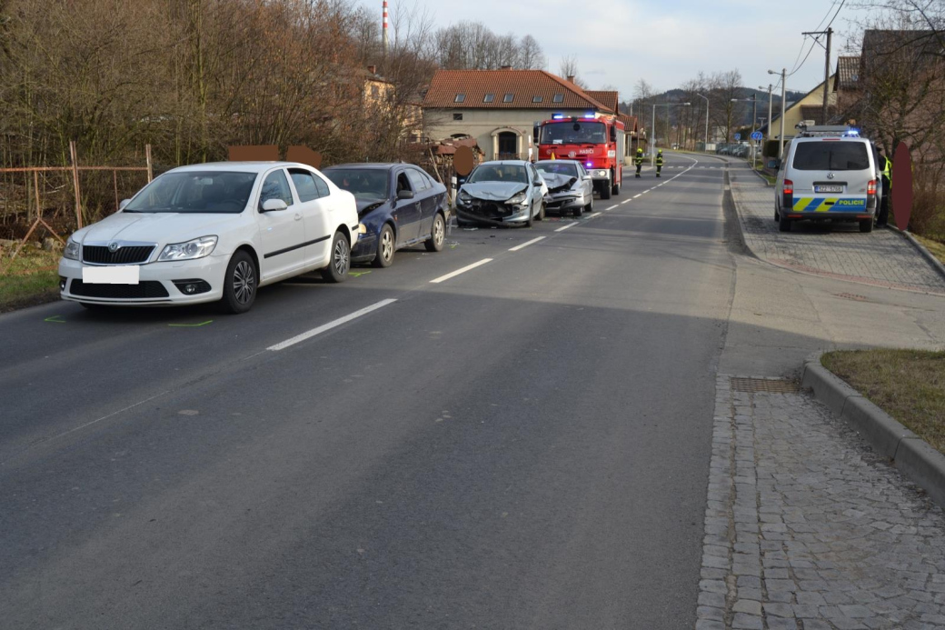 Nedobrzdila a byla z toho řetězová bouračka