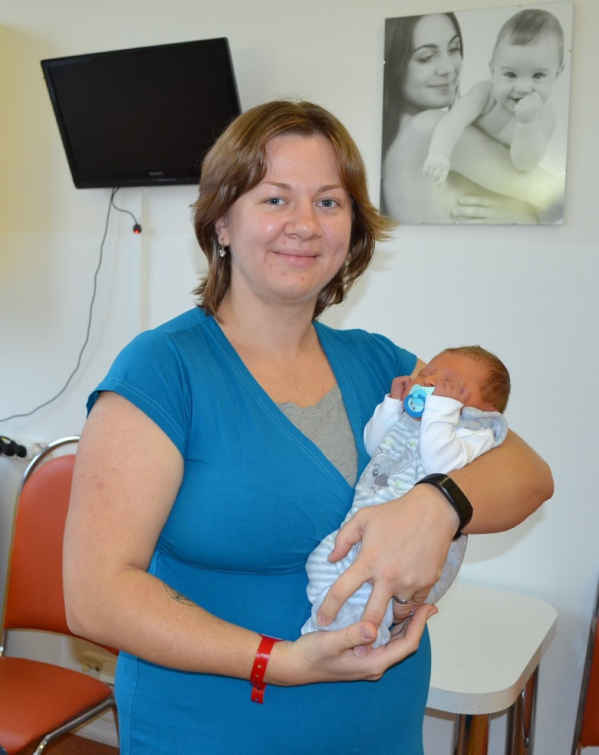 V Nemocnici AGEL Valašské Meziříčí se za uplynulý rok narodilo 742 dětí. Přišlo zde na svět i první dítě Zlínského kraje roku 2022
