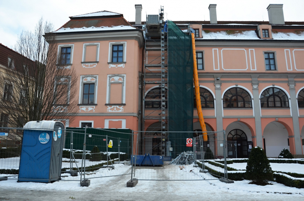 Valašské Meziříčí zahájilo stavební práce na zámeckém penzionu 