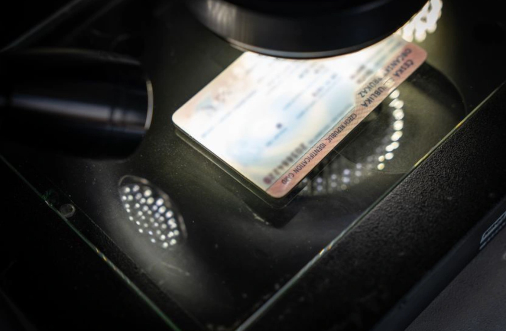 Tři cizinci kradli na Valašsku. Dostali podmínku a vyhoštění na 3 roky