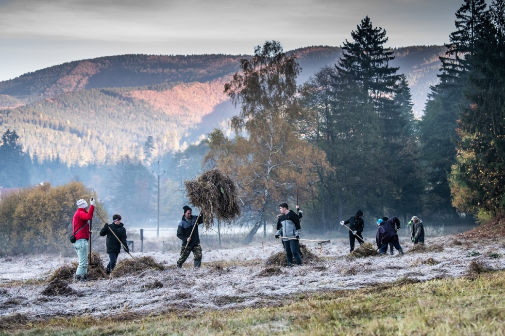 Radegastovy tůně v Beskydech „mají uklizeno“. Pomohli také dobrovolníci