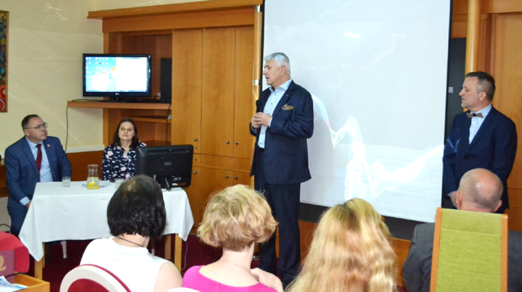 Rožnov uvítá gastroenterologické špičky na 29. ročníku prestižní konference