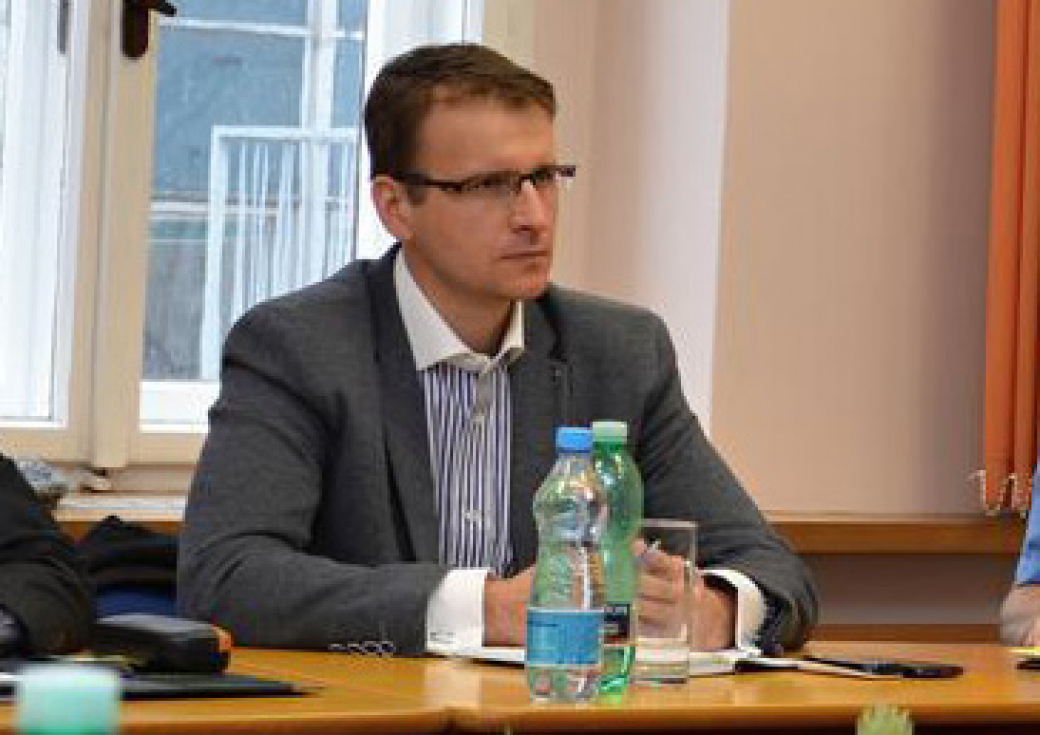 Krajské volby po boji vyhrálo ANO 2011 s lídrem Radimem Holišem