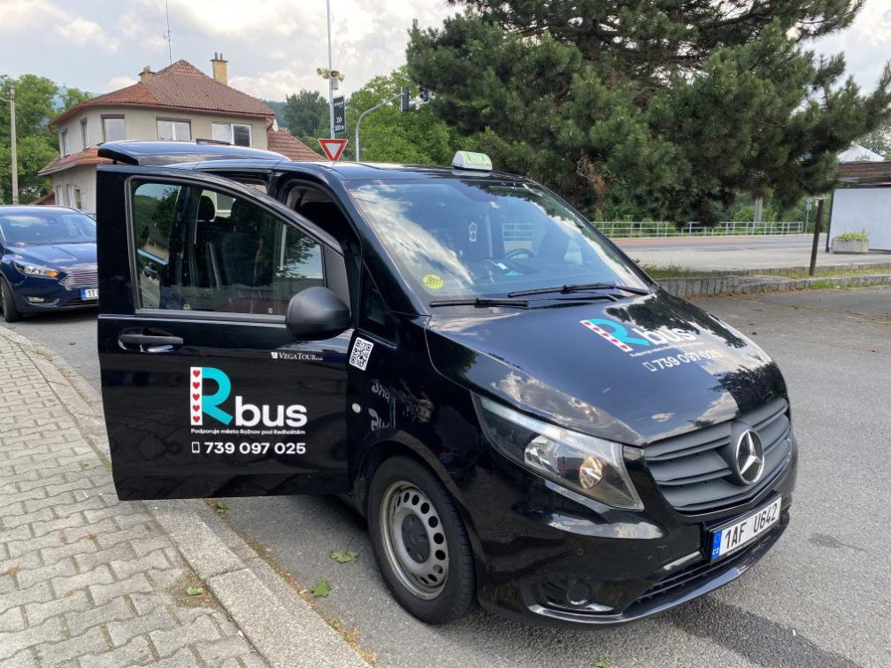 Starosta Kučera: O Rbus je zájem. Během prvního týdne si aplikaci stáhlo téměř tisíc uživatelů