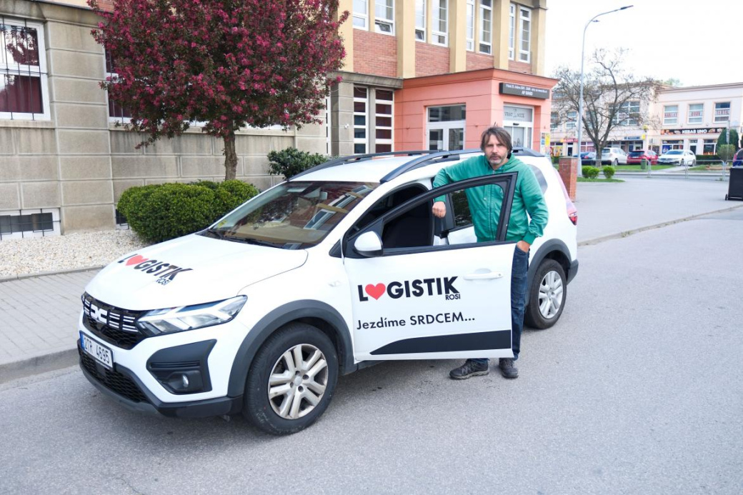 Místostarostka Blinková: Senior taxi v Rožnově využije měsíčně téměř osm stovek seniorů