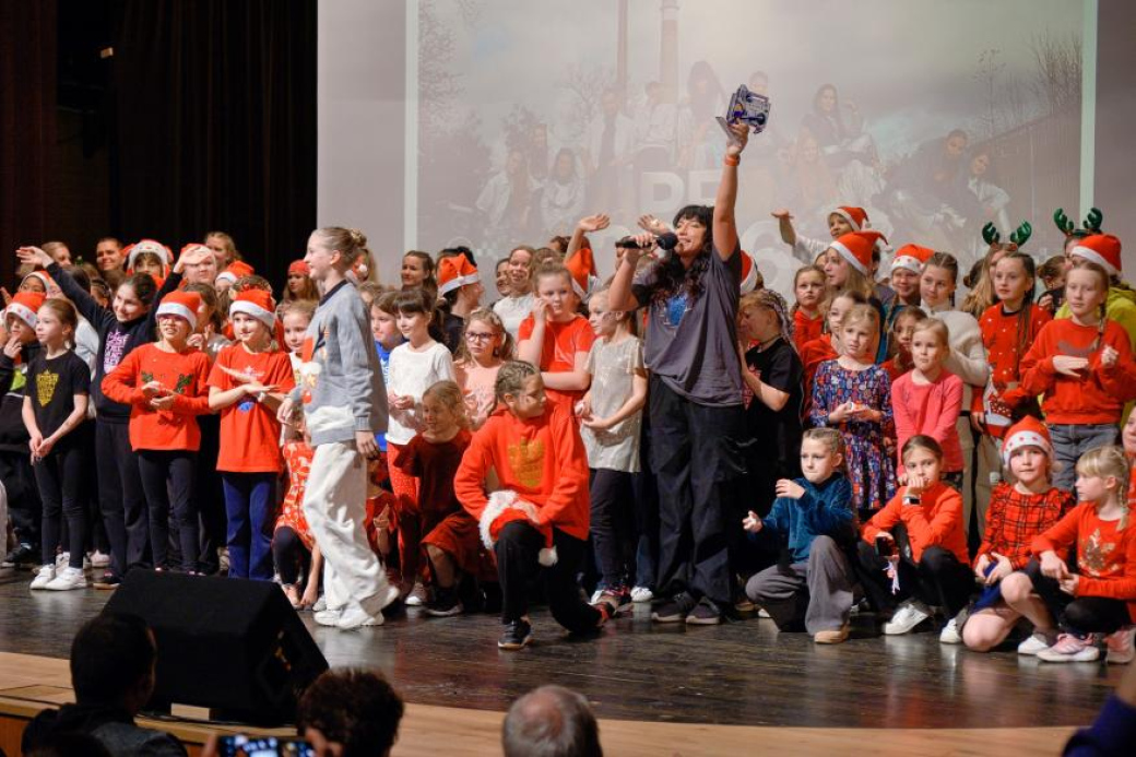 Cena starosty města Rožnov p. R. byla udělena taneční skupině Heart2Beat & Static Breaker a Jiřímu Svákovi