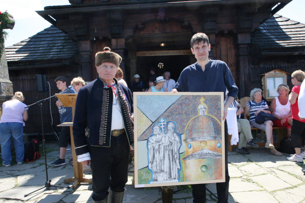 Žáci Výtvarné dílny věnovali obraz k výročí 120 let kaple na Radhošti