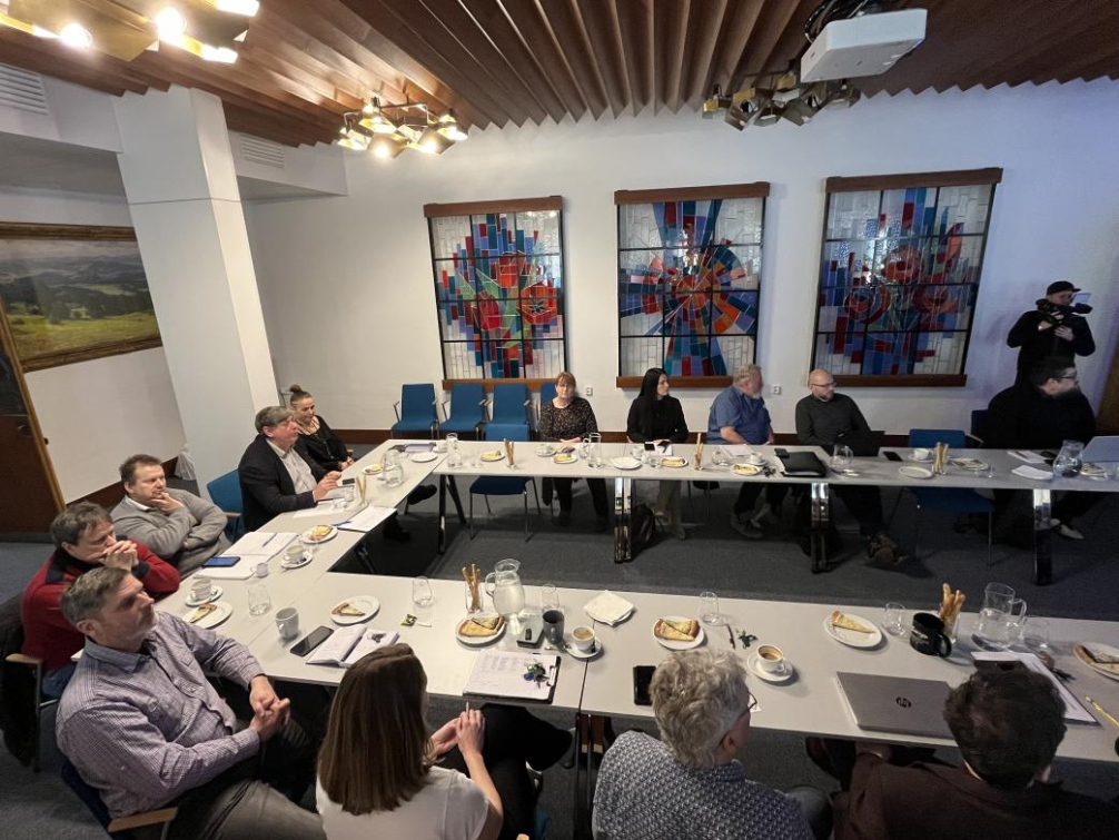 Místostarosta Gross: V Rožnově proběhlo pravidelné setkání se síťaři, cílem je společná koordinace akcí