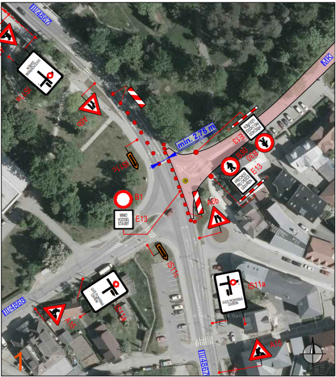 Řidiči se musí připravit na objízdnou trasu v centru Rožnova. Až do října bude uzavřena ulice Pionýrská