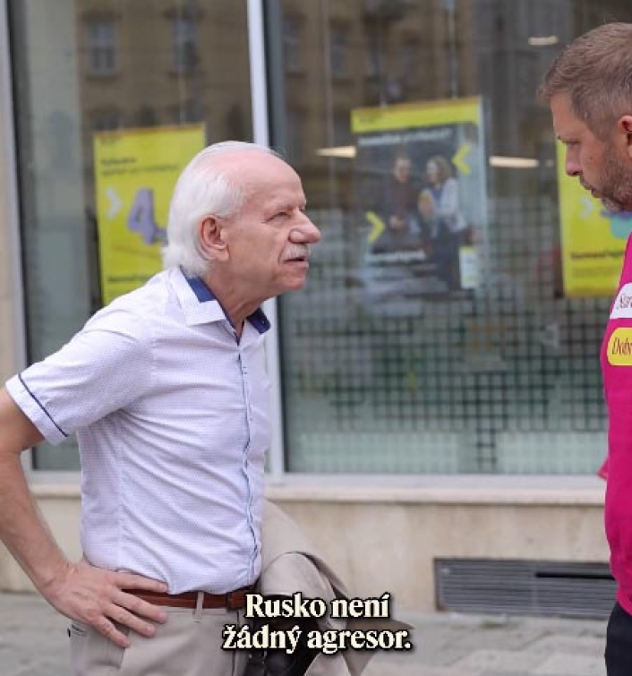 Nebezpečný výrok důchodce během debaty s ministrem vnitra odhaluje, jak blízko jsme k problémům
