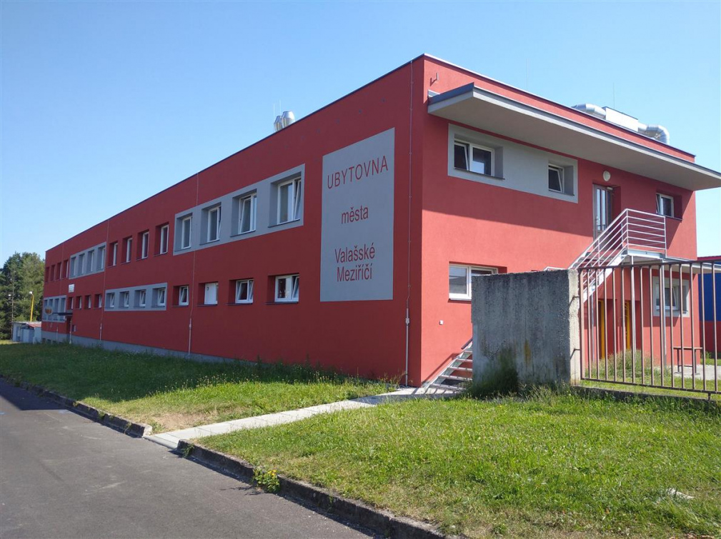 Valašskomeziříčská městská ubytovna v novém kabátě