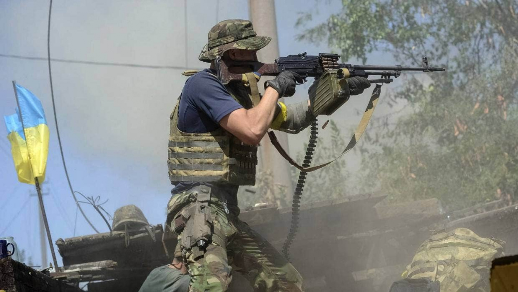 Ukrajinská protiofenziva na severu i na jihu: Ruští okupanti zmateně ustupují 