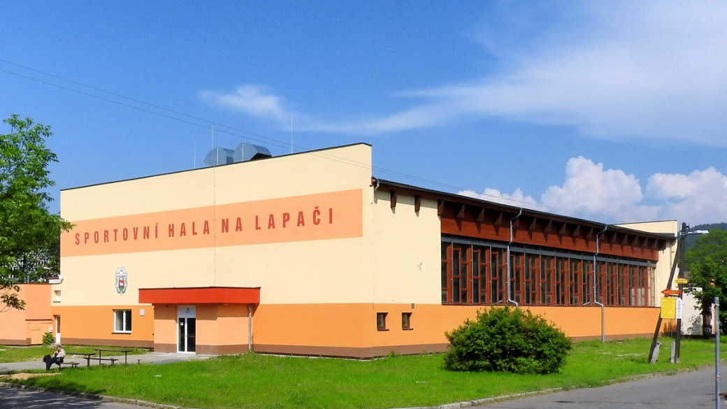 Oprava zimního stadionu Na Lapači vstoupí do druhé etapy