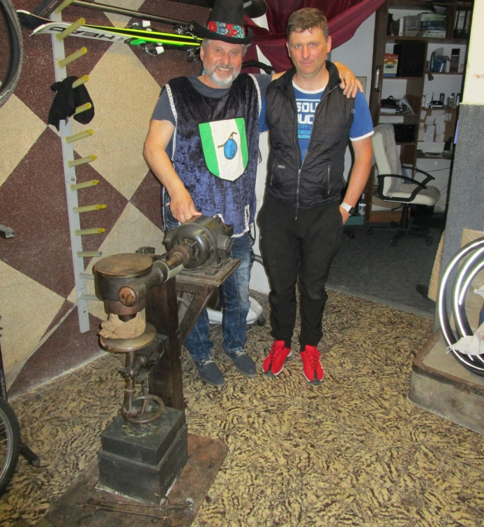Sousedíkův motor sloužil jako hnětač těsta. Unikát putuje do expozice Muzea regionu Valašsko