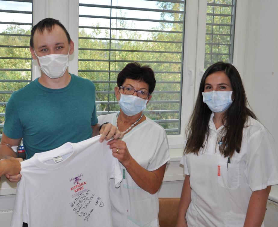 Ve Vsetínské nemocnici přivítali letošního dvoutisícího dárce, je jím Michal Šerý z Lačnova