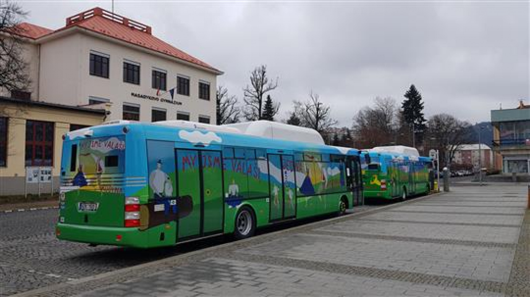 Jízdní řády vsetínské MHD čekají úpravy, starosta kritizuje dopravce za skluz