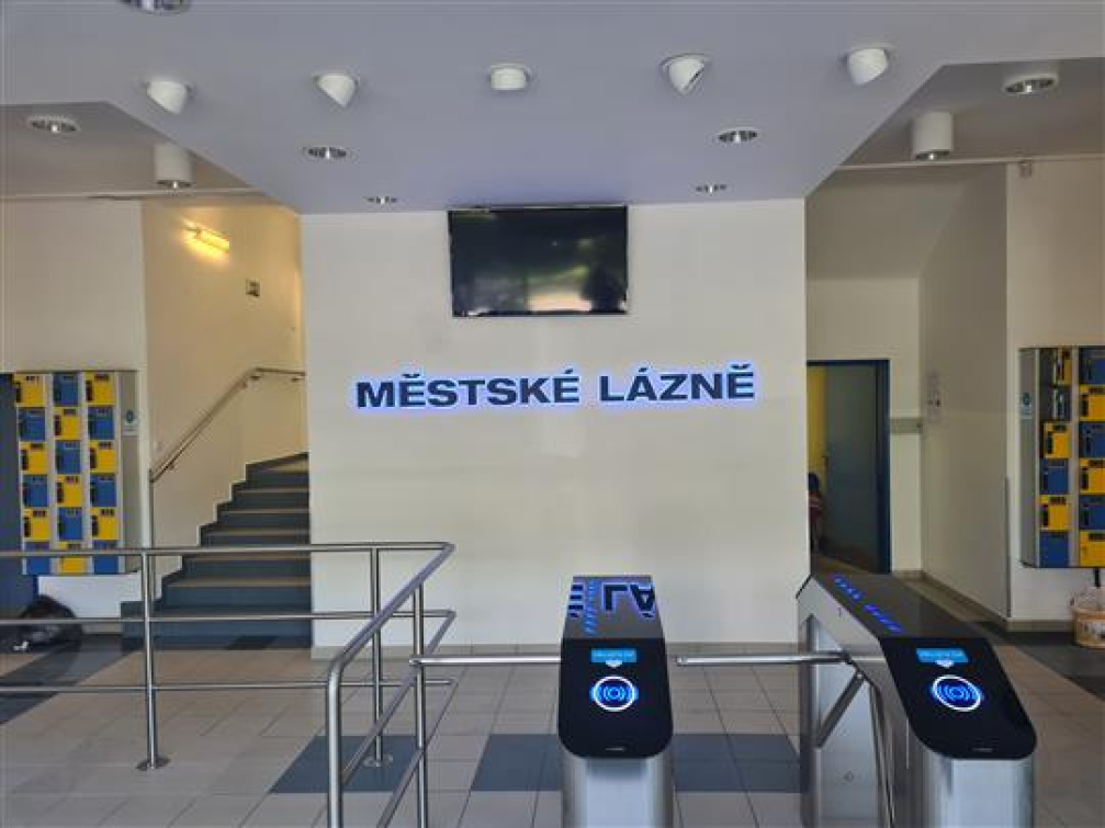 Městské lázně Vsetín získaly novou vzduchotechniku
