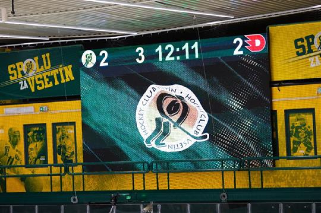 Do modernizace zimního stadionu putovaly miliony. Starosta Čunek: Chystáme další významné investice do sportovní infrastruktury