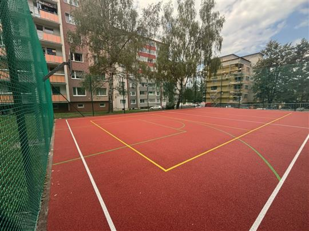 Do opravy dalších dvou hřišť putoval více než milion