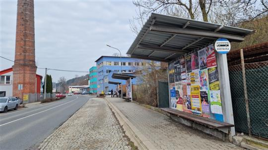 Vsetín renovuje dalších pět autobusových zastávek