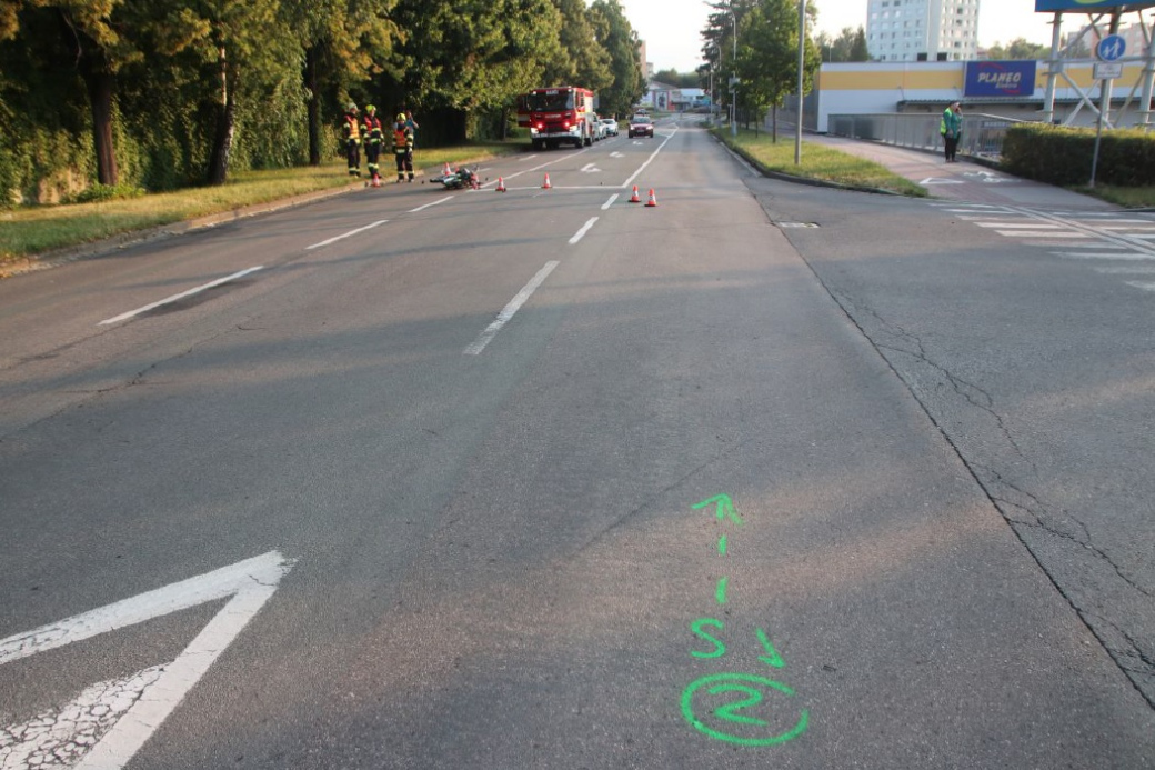 Dvě nehody motorkářů. Oba skončili v nemocnici 