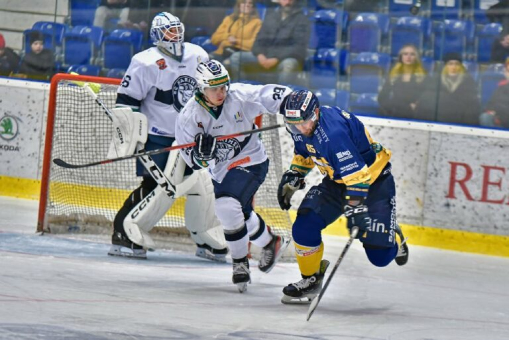 Berani podlehli Kolínu 1:2, Vsetín deklasoval Přerov 5:1