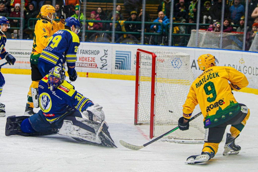 Berani i počtvrté přemohli Sokolov, Vsetín vzdal poctu regionu a porazil Přerov
