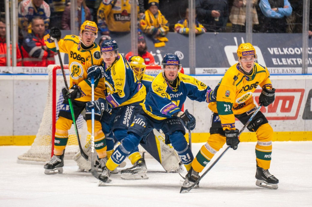 Berani ztratili v derby vedení 2:0, Vsetín završil obrat v prodloužení. Rozhodl Straka