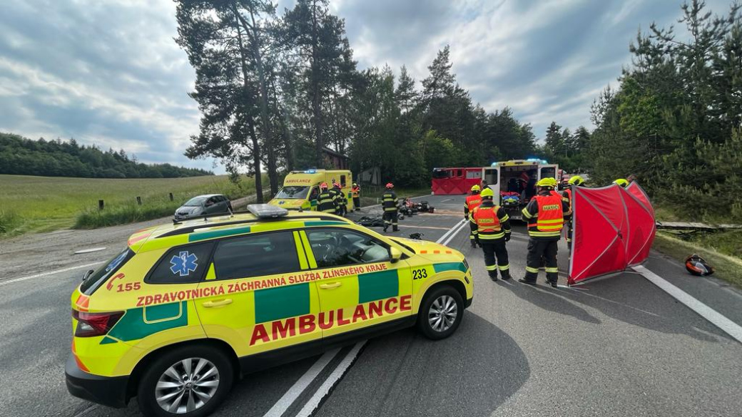 Po střetu motocyklů v buchlovských kopcích vyhasly dva životy