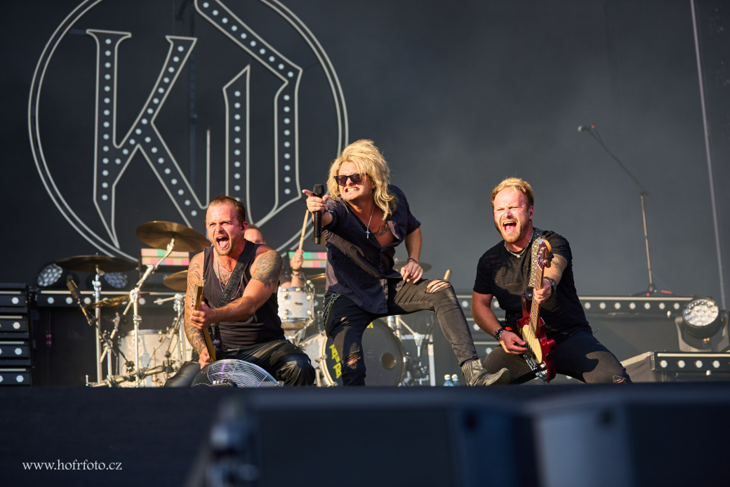 Bouřka fanoušky nezastavila. První dva dny Masters of Rock 2026 ovládly velké metalové hvězdy