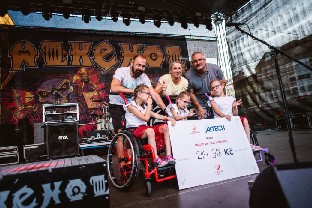 Slovácké léto přilákalo desetitisíce lidí. Festival vybral na charitu přes milion korun