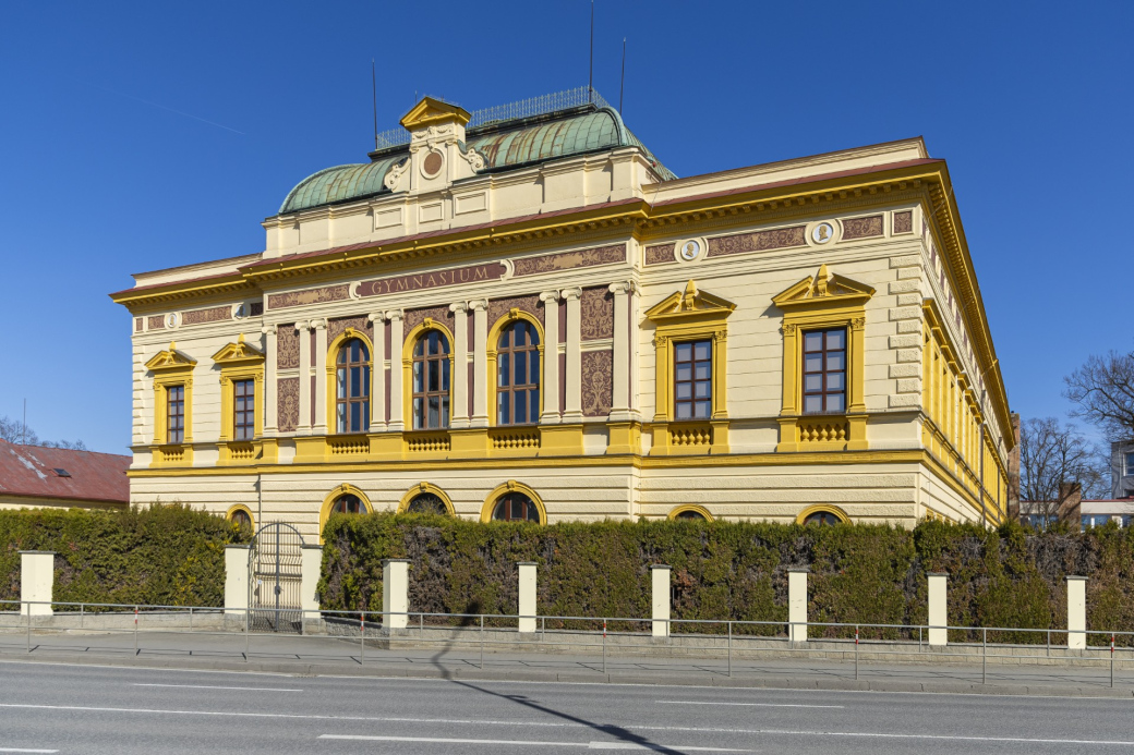 Historickou budovu Gymnázia Uherské Hradiště čeká letos oprava