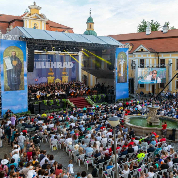 Národní poutě na Velehradě se zúčastnilo 30 tisíc lidí