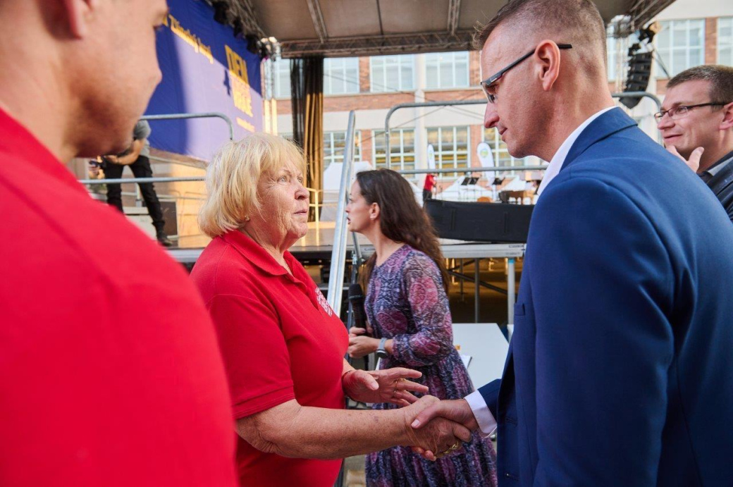 Život zasvětila pomoci druhým. Zdenka Wasserbauerová získala od prezidenta státní vyznamenání