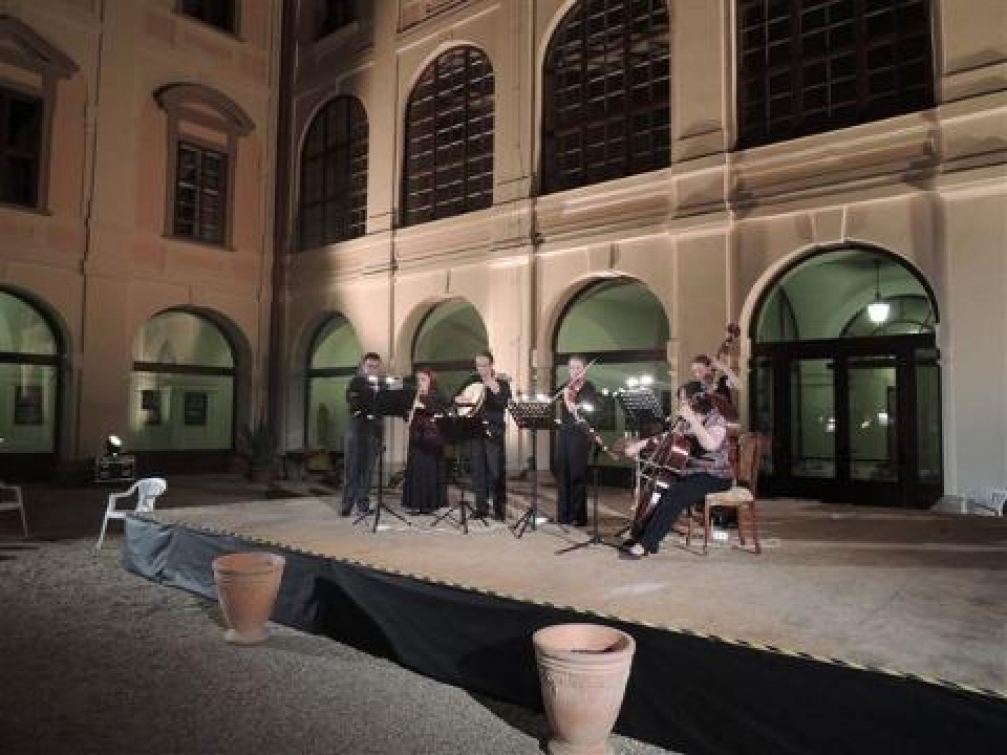 Začaly koncerty Letní školy barokní hudby, představí poklady z kroměřížského archivu