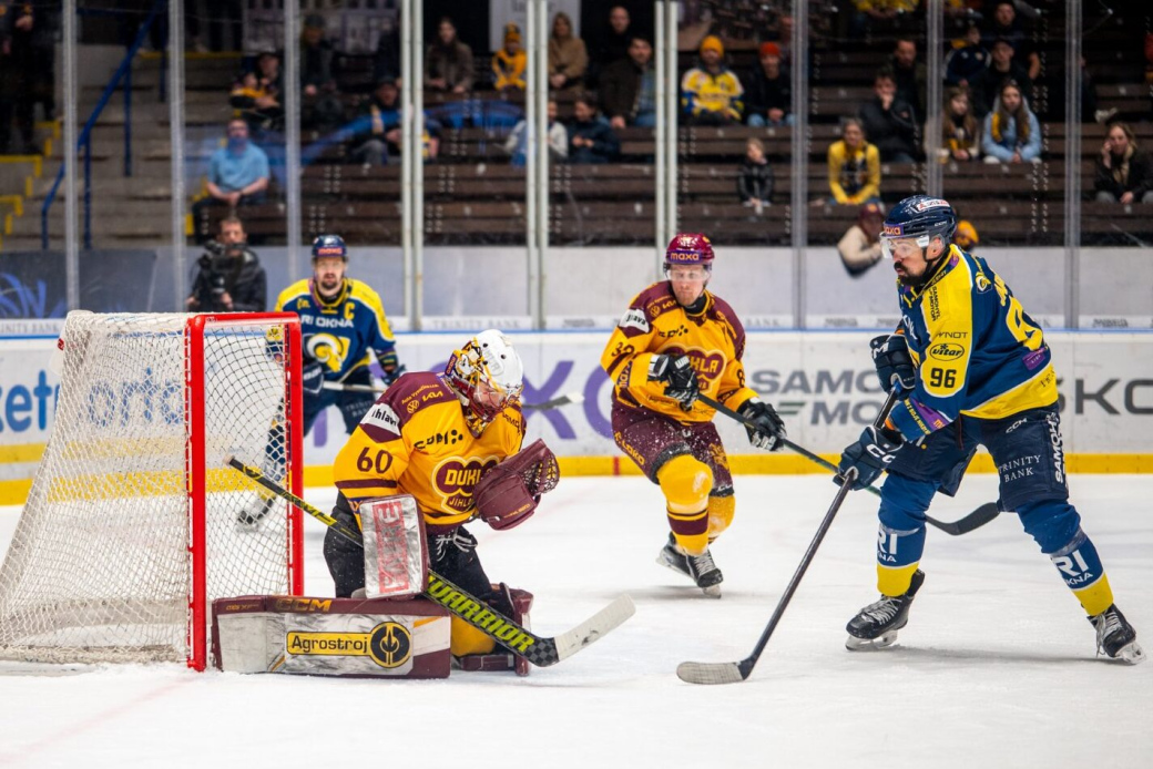 Jsou zpátky! Berani ovládli čtvrté finále 5:3, série se do Zlína vrátí v neděli