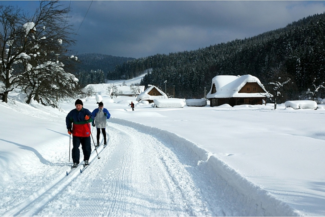 Kraj přispěje na obnovu venkova a úpravu lyžařských běžeckých tras