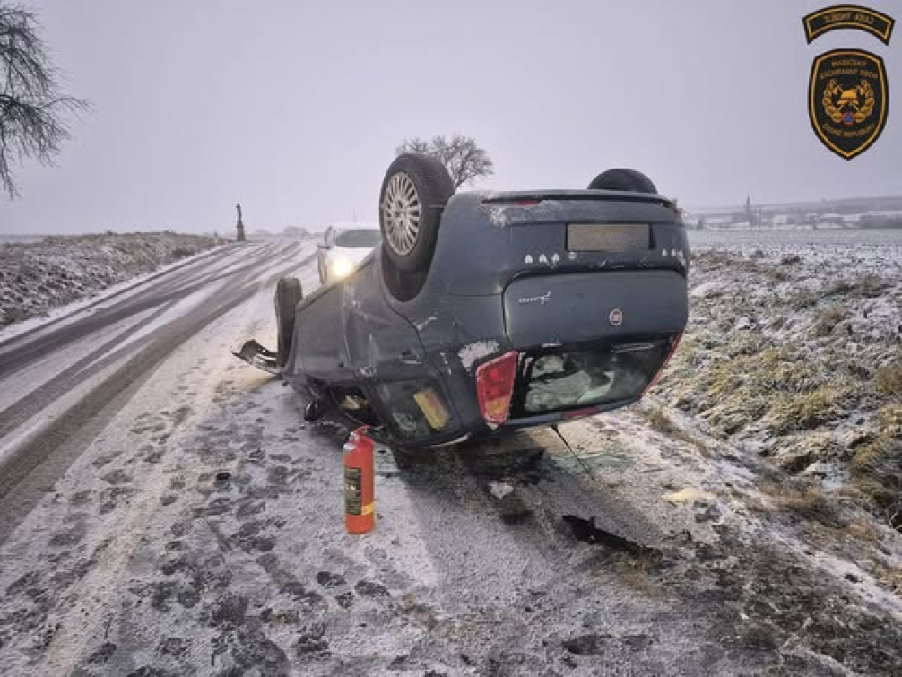Hrozivě vypadající nehoda na Silvestra dopadla dobře