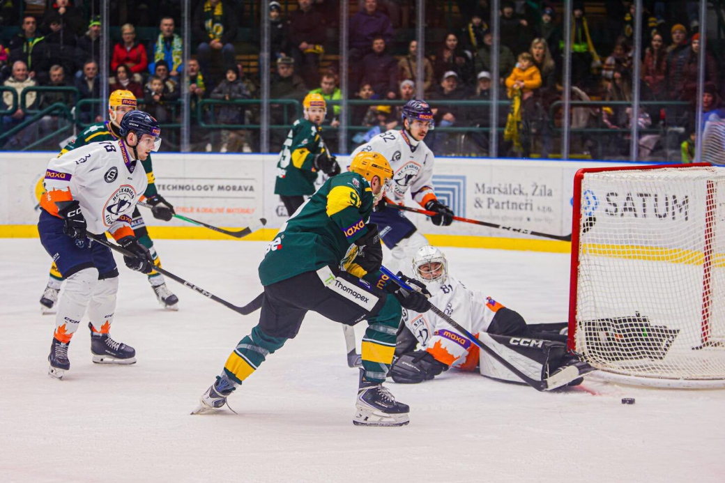 Zlín bral v Přerově jen bod, Vsetín nasázel Litoměřicím osm branek